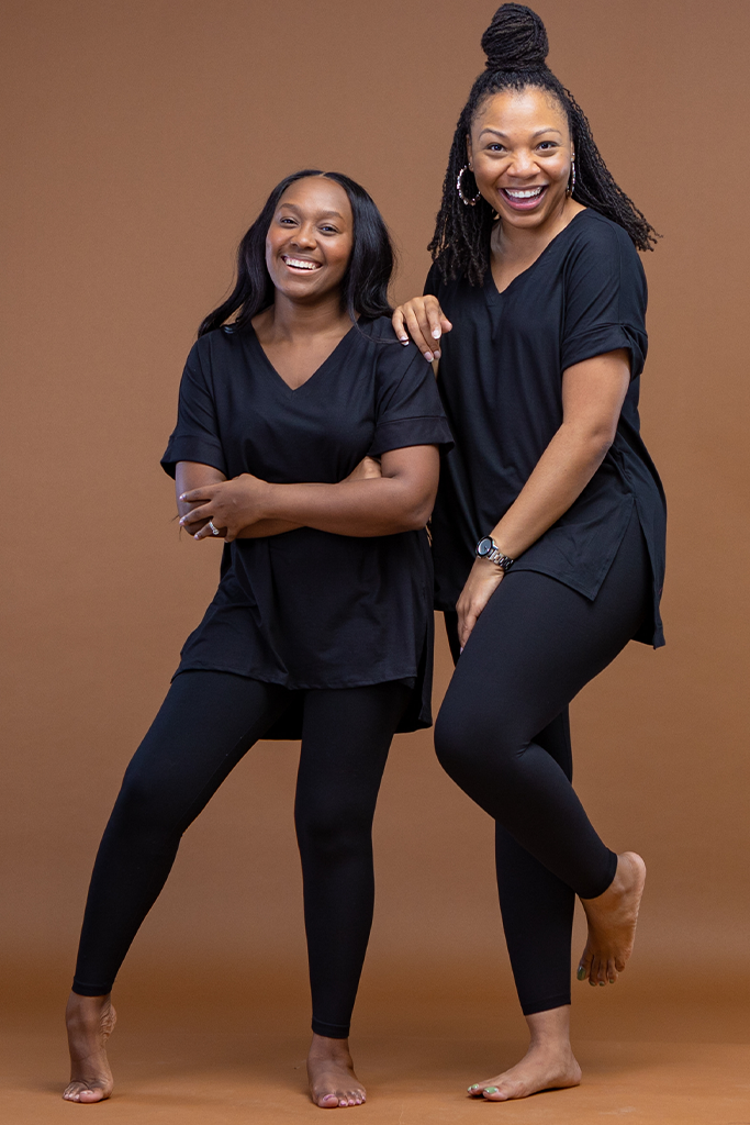 V-Neck Microfiber Legging Set | Black