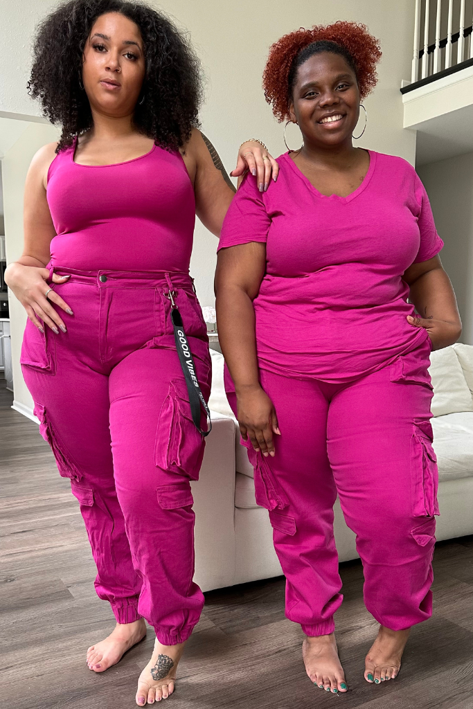 Pink jogger pants online outfit