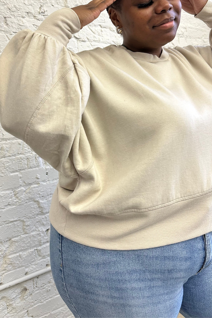 [PLUS] Balloon Sleeve Sweatshirt | Sand Beige